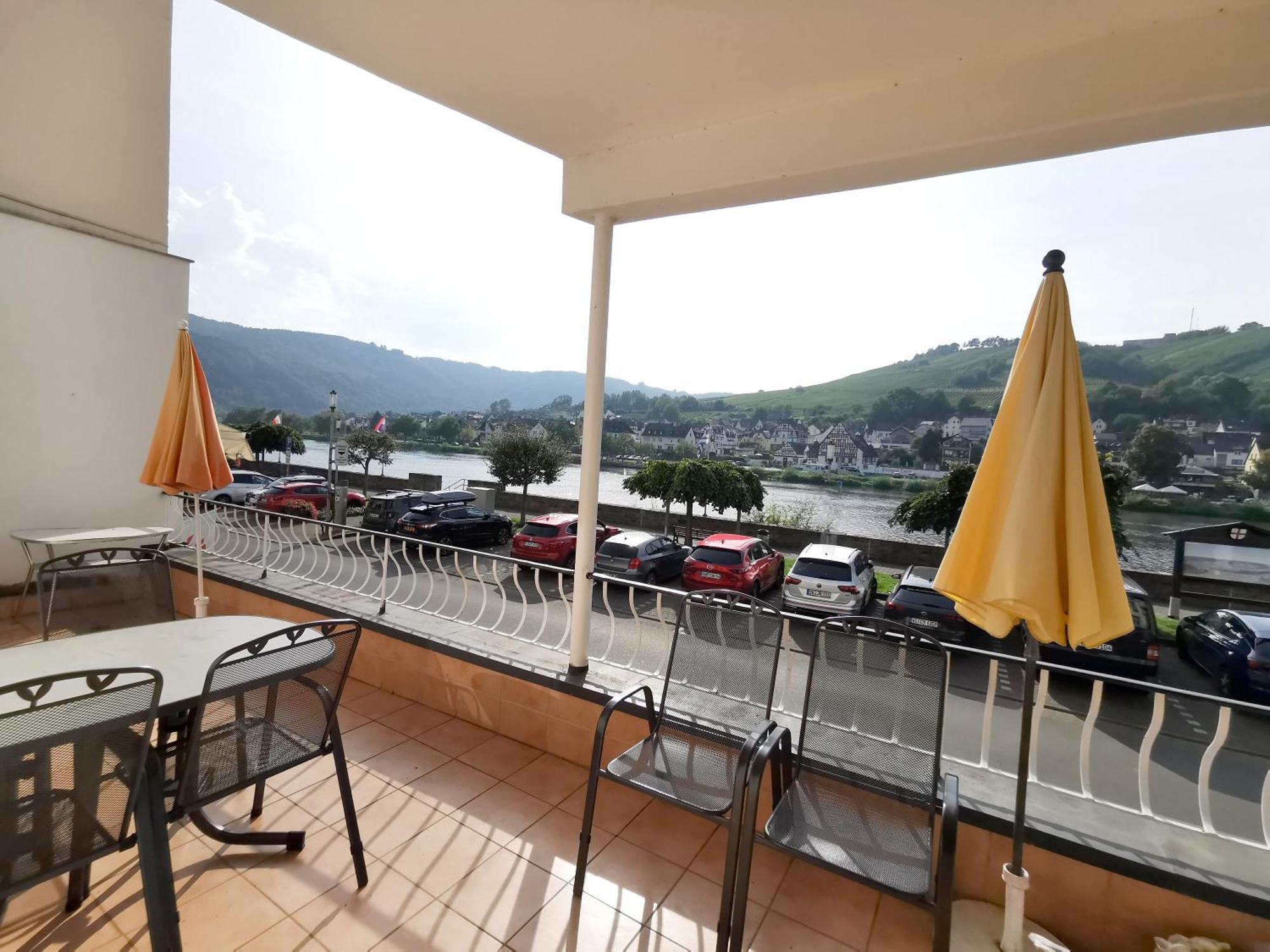 Mosel View Old Town Apartments Целль-ан-дер-Мозель Экстерьер фото