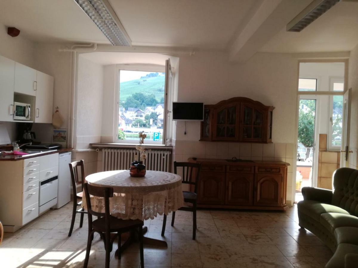 Mosel View Old Town Apartments Целль-ан-дер-Мозель Экстерьер фото